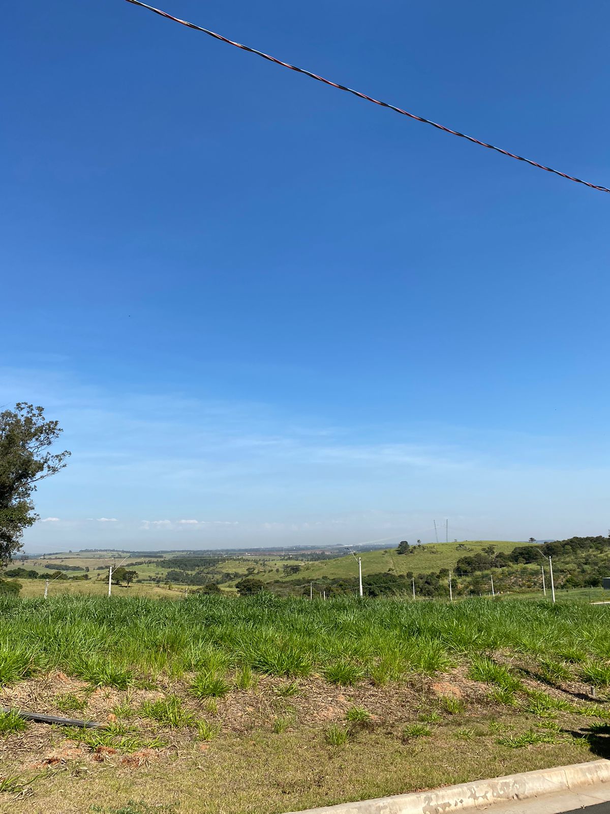 Imagem Terreno em Condomínio à Venda, 250 m²em Colinas do Castelo - Jaguariúna