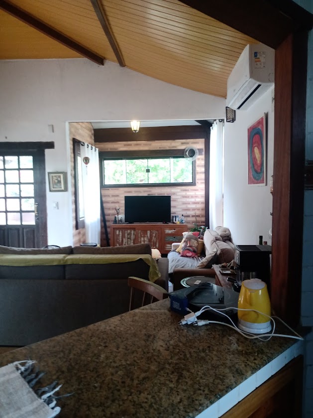 Imagem Casa de Condomínio com 4 Quartos à Venda, 148 m²em Caravelas - Armação dos Búzios