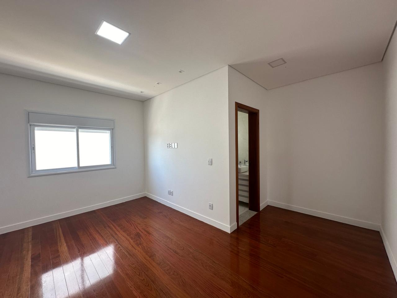 Imagem Casa de Condomínio com 4 Quartos à Venda, 450 m² em Alphaville Nova Esplanada - Votorantim Imagem Casa de Condomínio com 4 Quartos à Venda, 450 m² em Alphaville Nova Esplanada - Votorantim