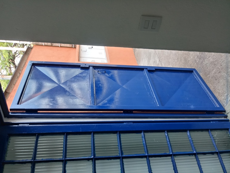 Imagem Galpão para Alugar, 400 m² em Vila Anastácio - São Paulo