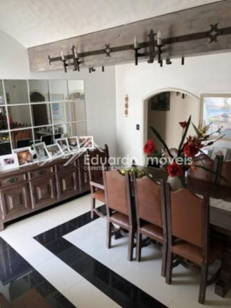 Imagem Sobrado com 5 Quartos à Venda, 529 m² em Jardim São Caetano - São Caetano Do Sul