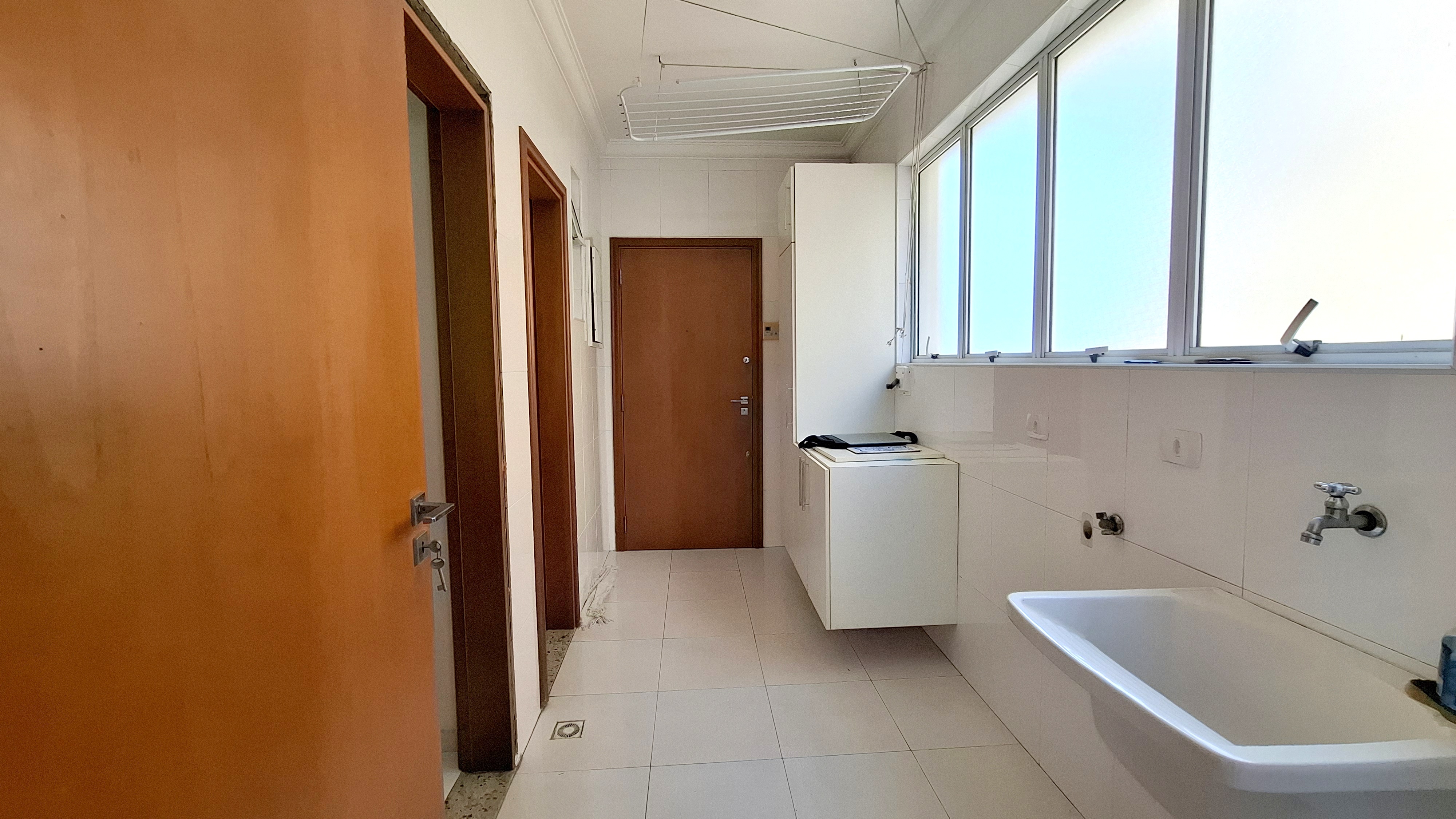 Imagem Apartamento com 3 Quartos à Venda, 130 m² em Gonzaga - Santos