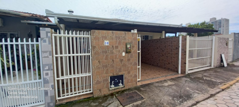 Imagem Casa com 2 Quartos à Venda, 100 m² em Centro - Penha Imagem Casa com 2 Quartos à Venda, 100 m² em Centro - Penha