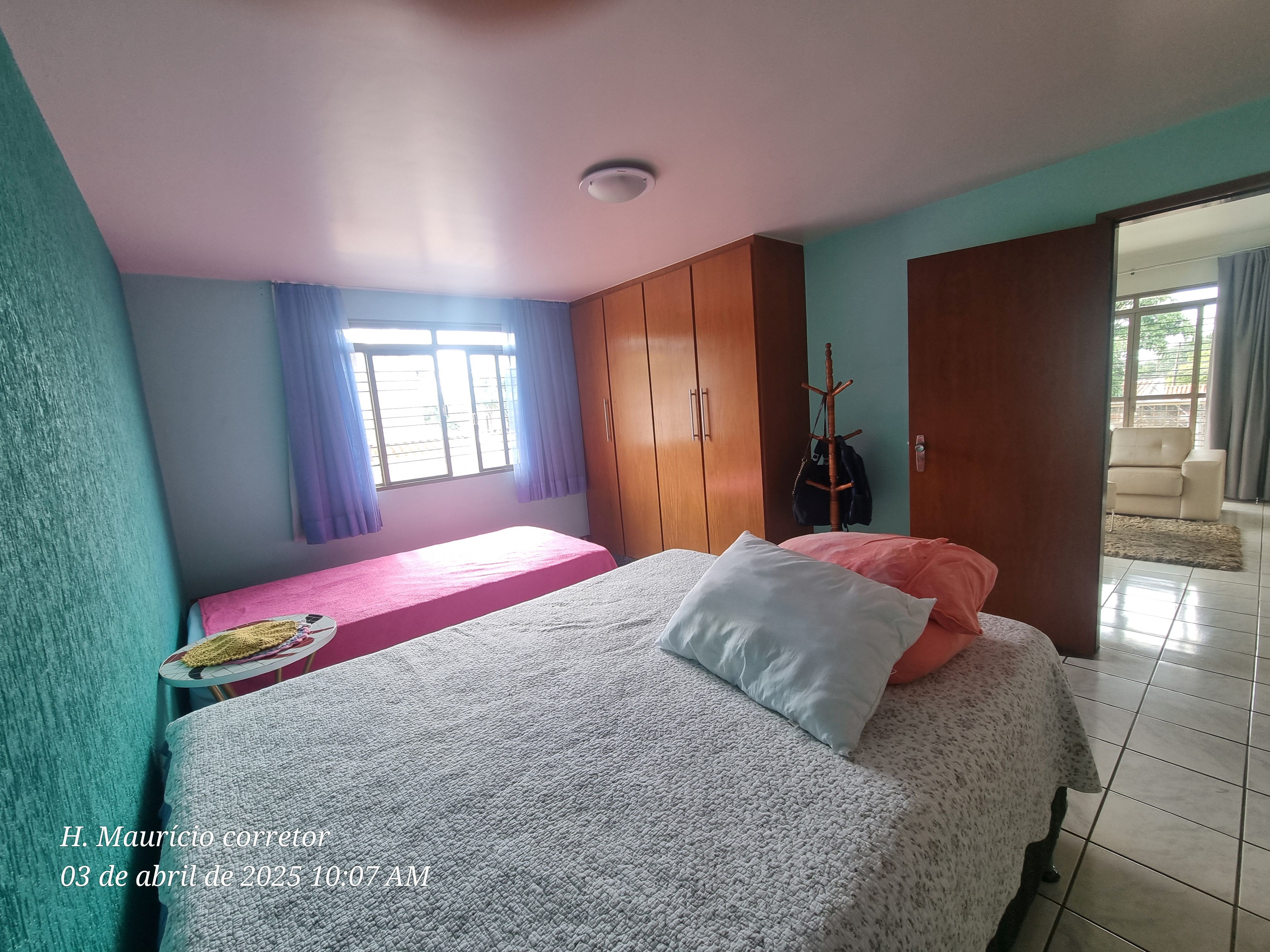 Imagem Sobrado com 4 Quartos à Venda, 250 m² em Setor Jaó - Goiânia Imagem Sobrado com 4 Quartos à Venda, 250 m² em Setor Jaó - Goiânia