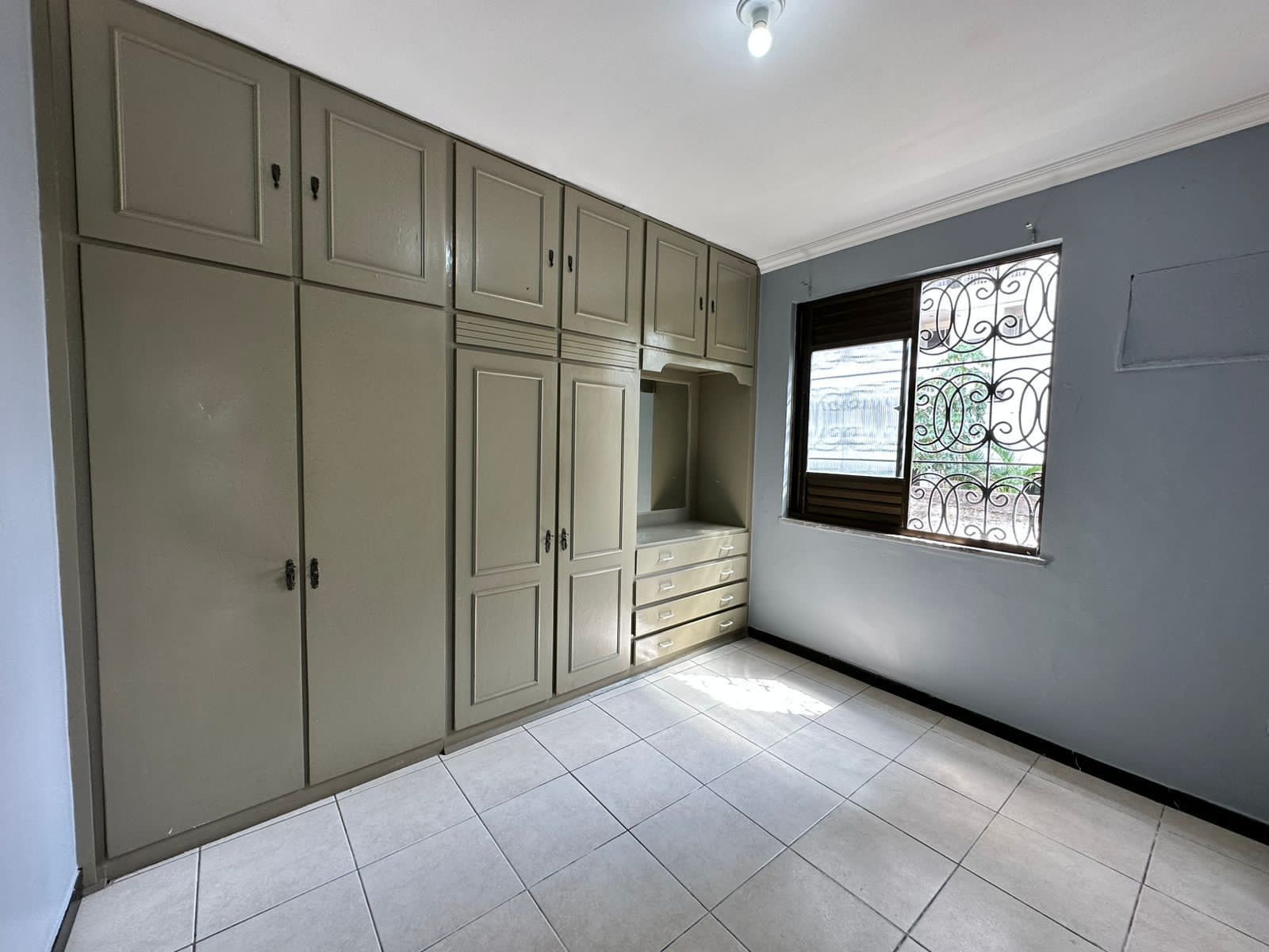 Imagem Casa com 7 Quartos à Venda ou Locação, 660 m²em Jurunas - Belém Imagem Casa com 7 Quartos à Venda ou Locação, 660 m²em Jurunas - Belém