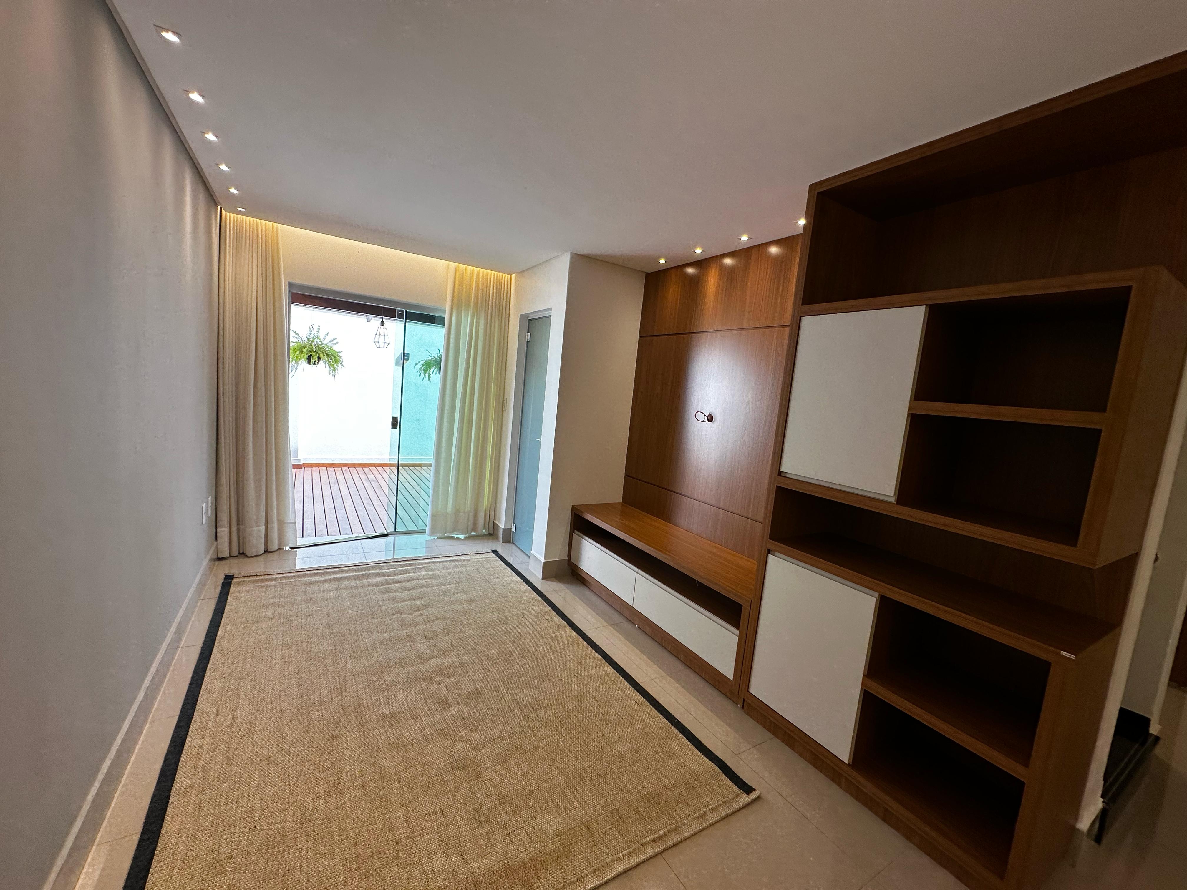 Imagem Sobrado com 3 Quartos à Venda, 161 m²em Sítios Santa Luzia - Aparecida de Goiânia