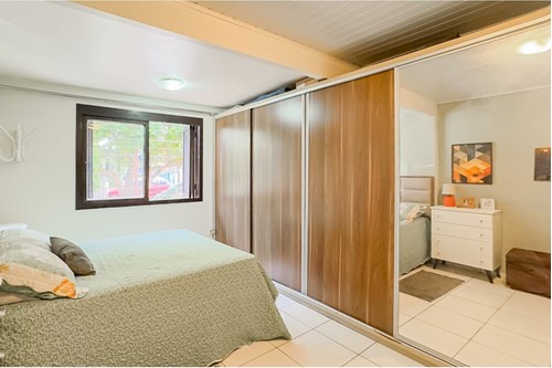 Imagem Casa com 2 Quartos à Venda, 200 m² em Santa Maria Goretti - Porto Alegre