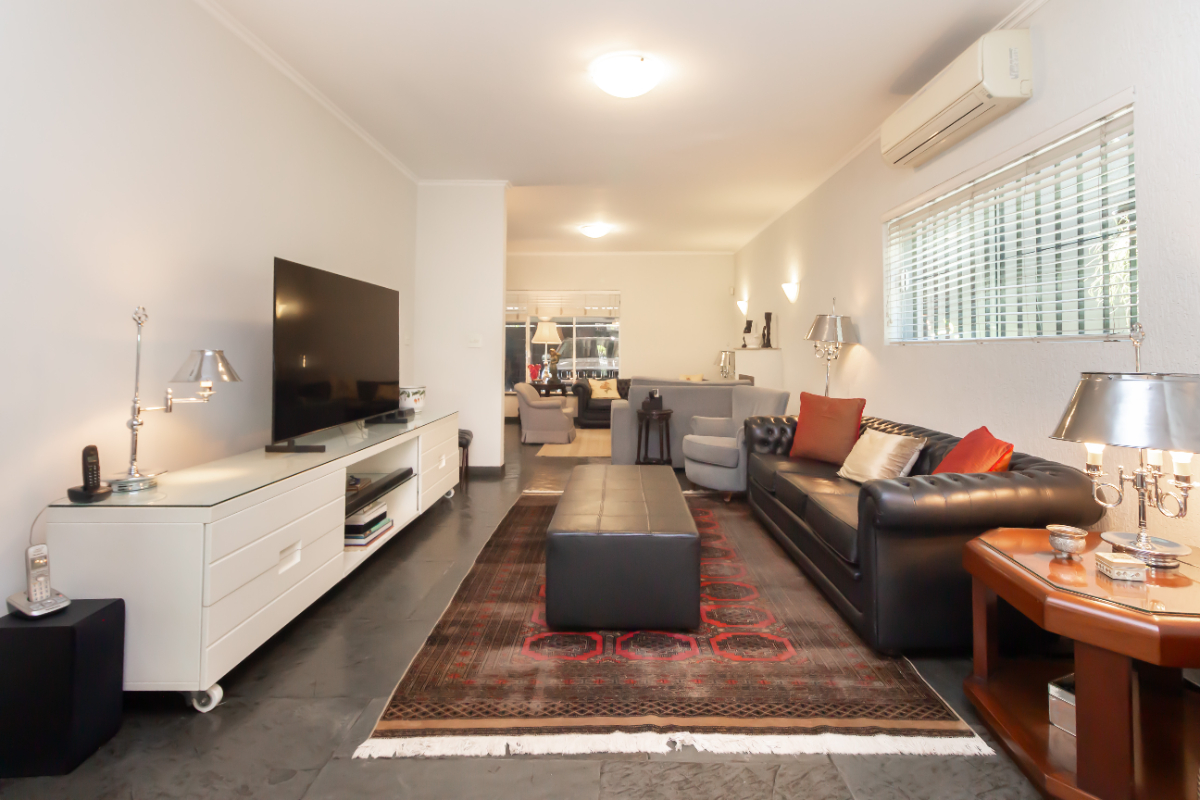Imagem Casa com 4 Quartos à Venda, 300 m² em Jardim Paulistano - São Paulo Imagem Casa com 4 Quartos à Venda, 300 m² em Jardim Paulistano - São Paulo