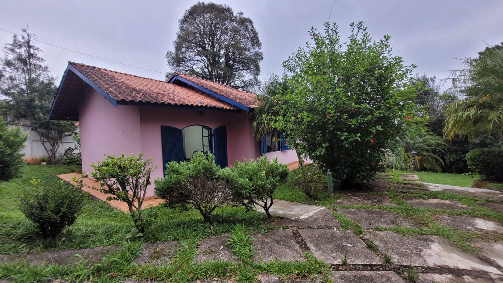 Imagem Casa com 4 Quartos à Venda, 339 m²em Vale do Sol - Embu das Artes