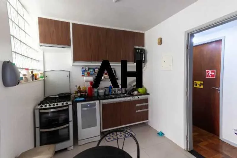 Imagem Apartamento com 3 Quartos à Venda, 110 m²em Santa Rosa - Niterói Imagem Apartamento com 3 Quartos à Venda, 110 m²em Santa Rosa - Niterói