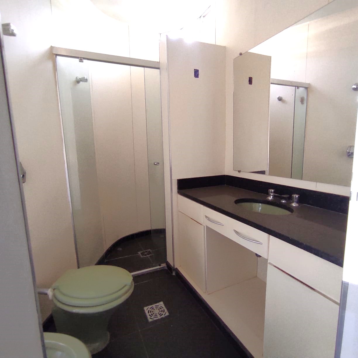 Imagem Apartamento com 3 Quartos à Venda, 180 m²em Anchieta - Belo Horizonte Imagem Apartamento com 3 Quartos à Venda, 180 m²em Anchieta - Belo Horizonte