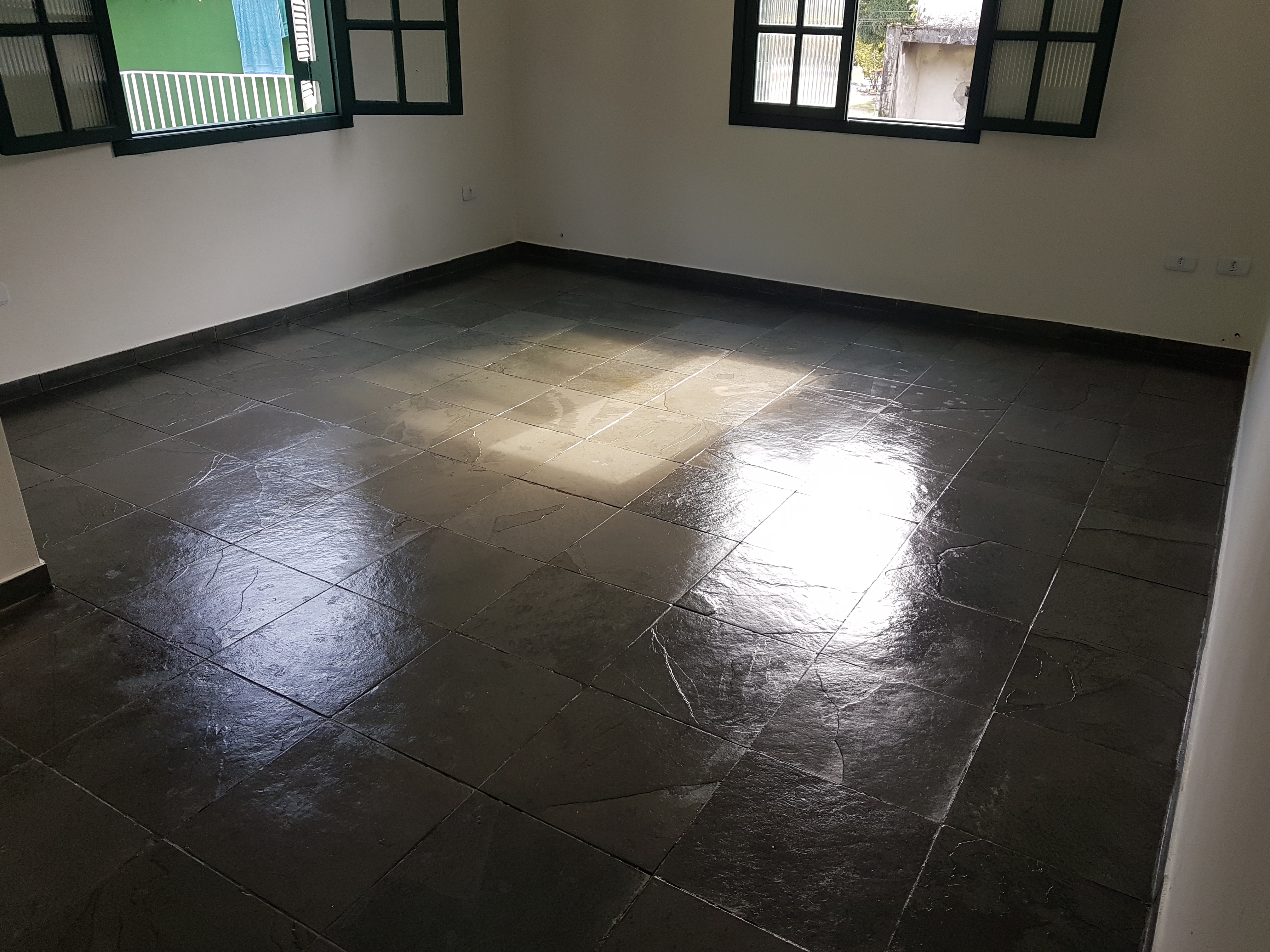 Imagem Kitnet com 10 Quartos para Alugar, 550 m²em Perequê Açu - Ubatuba