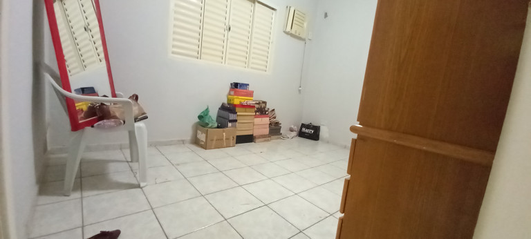 Imagem Casa com 5 Quartos à Venda, 160 m² em Jardim Universitário - Cuiabá Imagem Casa com 5 Quartos à Venda, 160 m² em Jardim Universitário - Cuiabá