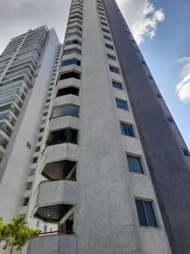 Imagem Apartamento com 3 Quartos à Venda, 193 m²em Umarizal - Belém Imagem Apartamento com 3 Quartos à Venda, 193 m²em Umarizal - Belém
