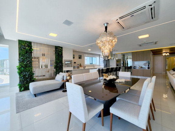Imagem Apartamento com 3 Quartos à Venda, 310 m² em Centro - Balneário Camboriú