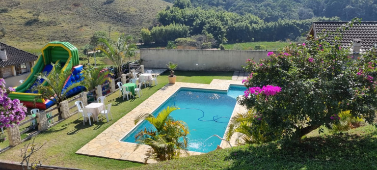 Chácara com 1 Quarto à Venda, 180 m² em Pouso Alegre - Santa Isabel
