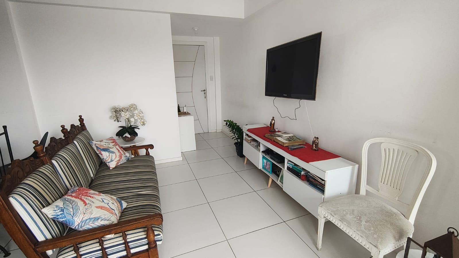 Imagem Apartamento com 2 Quartos à Venda, Locação ou Temporada, 64 m² em Piatã - Salvador