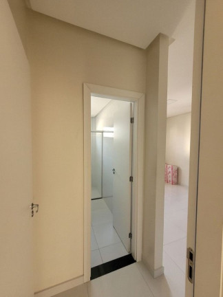 Imagem Casa de Condomínio com 4 Quartos à Venda, 195 m² em Curió-Utinga - Belém Imagem Casa de Condomínio com 4 Quartos à Venda, 195 m² em Curió-Utinga - Belém
