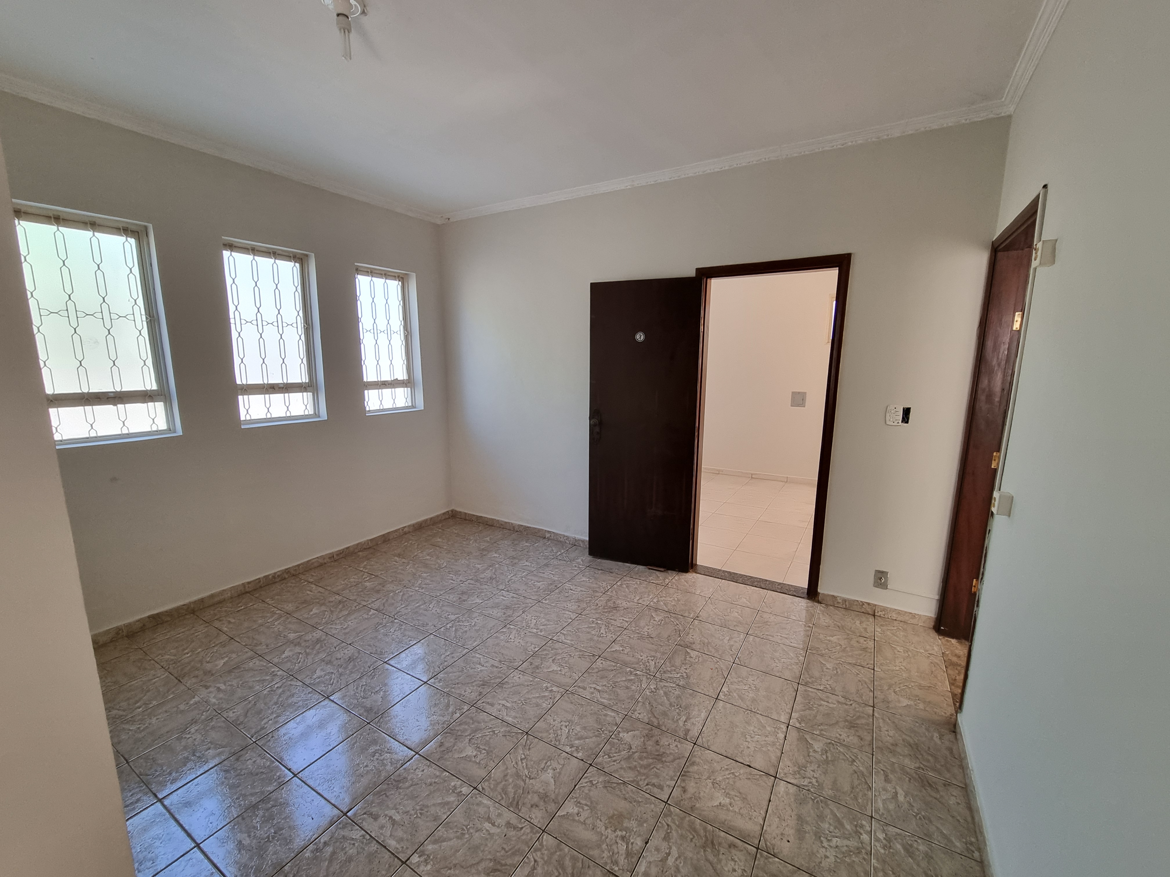 Imagem Casa com 3 Quartos à Venda, 200 m²em Vila Pacífico II - Bauru Imagem Casa com 3 Quartos à Venda, 200 m²em Vila Pacífico II - Bauru