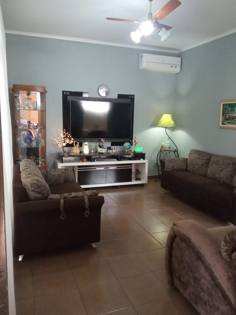 Imagem Casa com 3 Quartos à Venda, 180 m²em Jardim Castelo Branco - Ribeirão Preto Imagem Casa com 3 Quartos à Venda, 180 m²em Jardim Castelo Branco - Ribeirão Preto