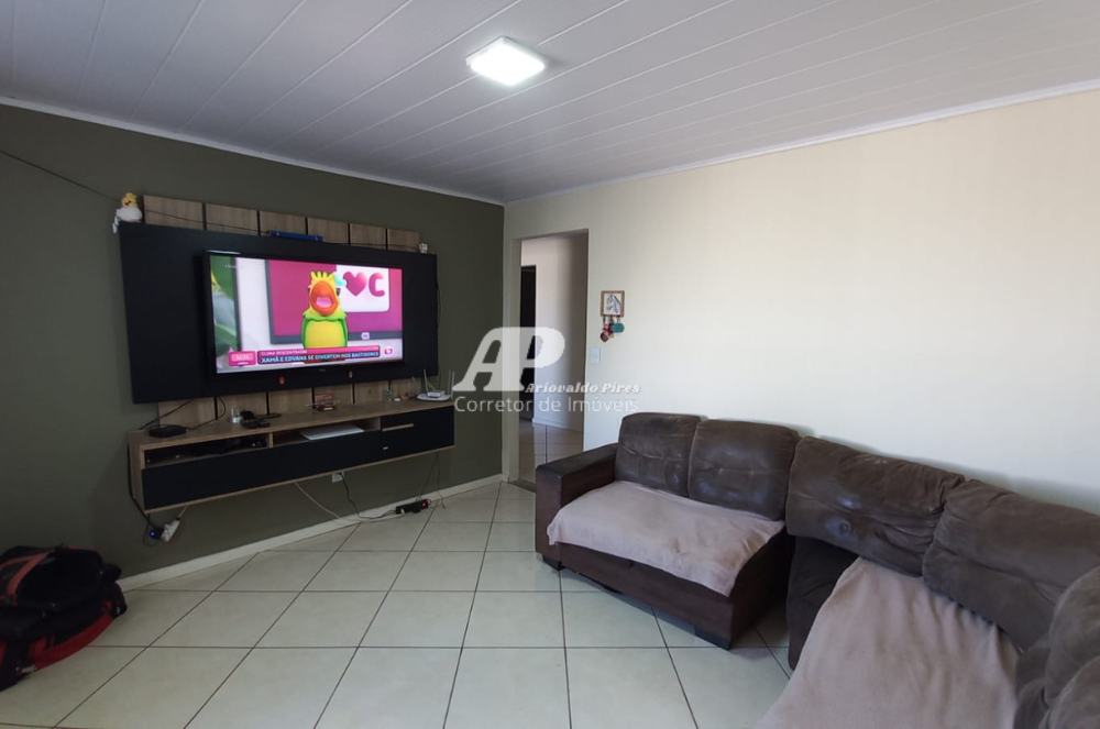 Imagem Casa com 5 Quartos à Venda, 214 m²em Contorno - Ponta Grossa Imagem Casa com 5 Quartos à Venda, 214 m²em Contorno - Ponta Grossa