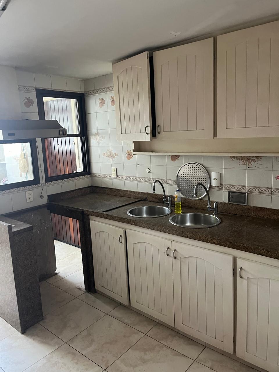 Imagem Apartamento com 3 Quartos à Venda, 155 m² em Icaraí - Niterói