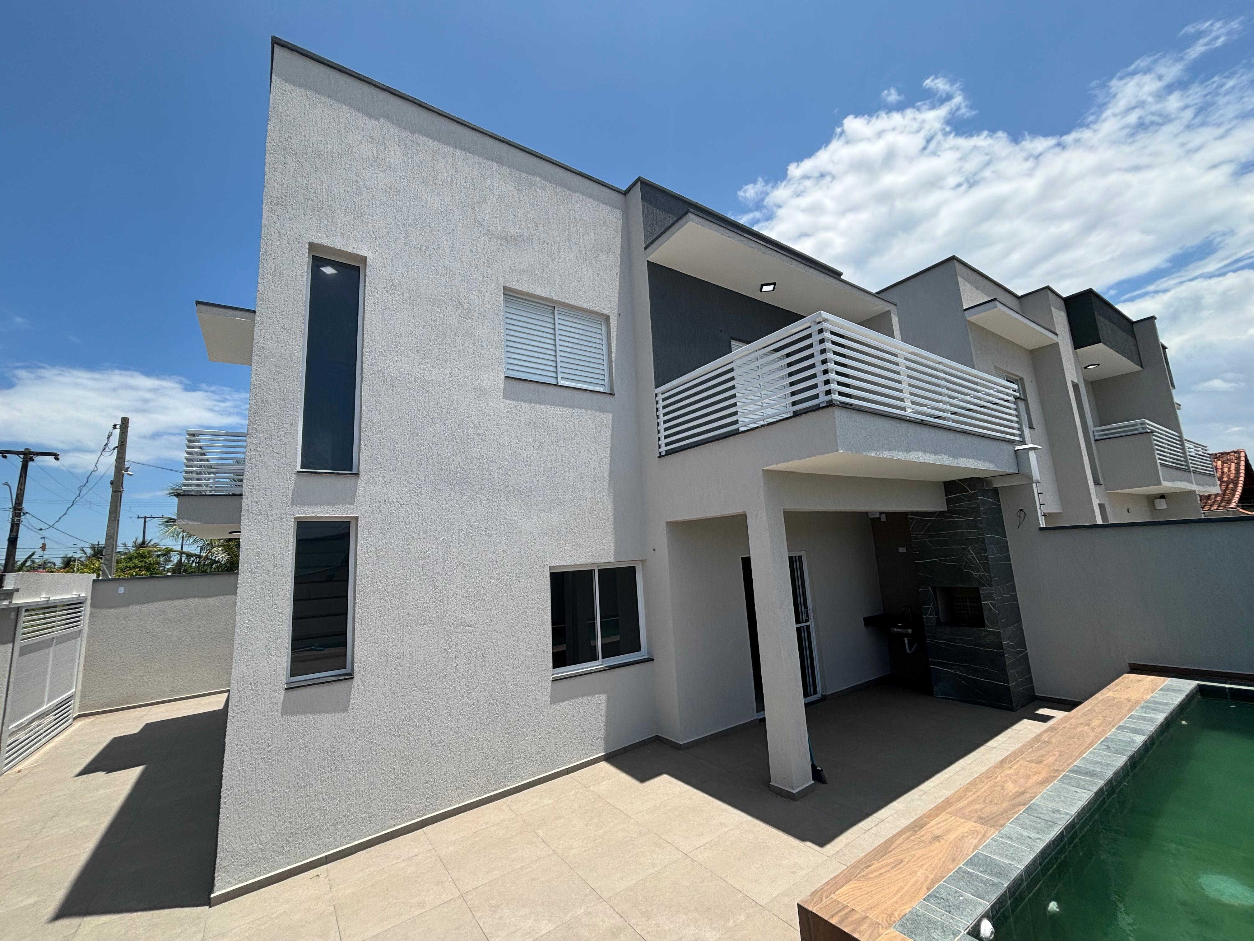 Casa com 3 Quartos à Venda, 102 m²em Balneário São Marcos - Itanhaém