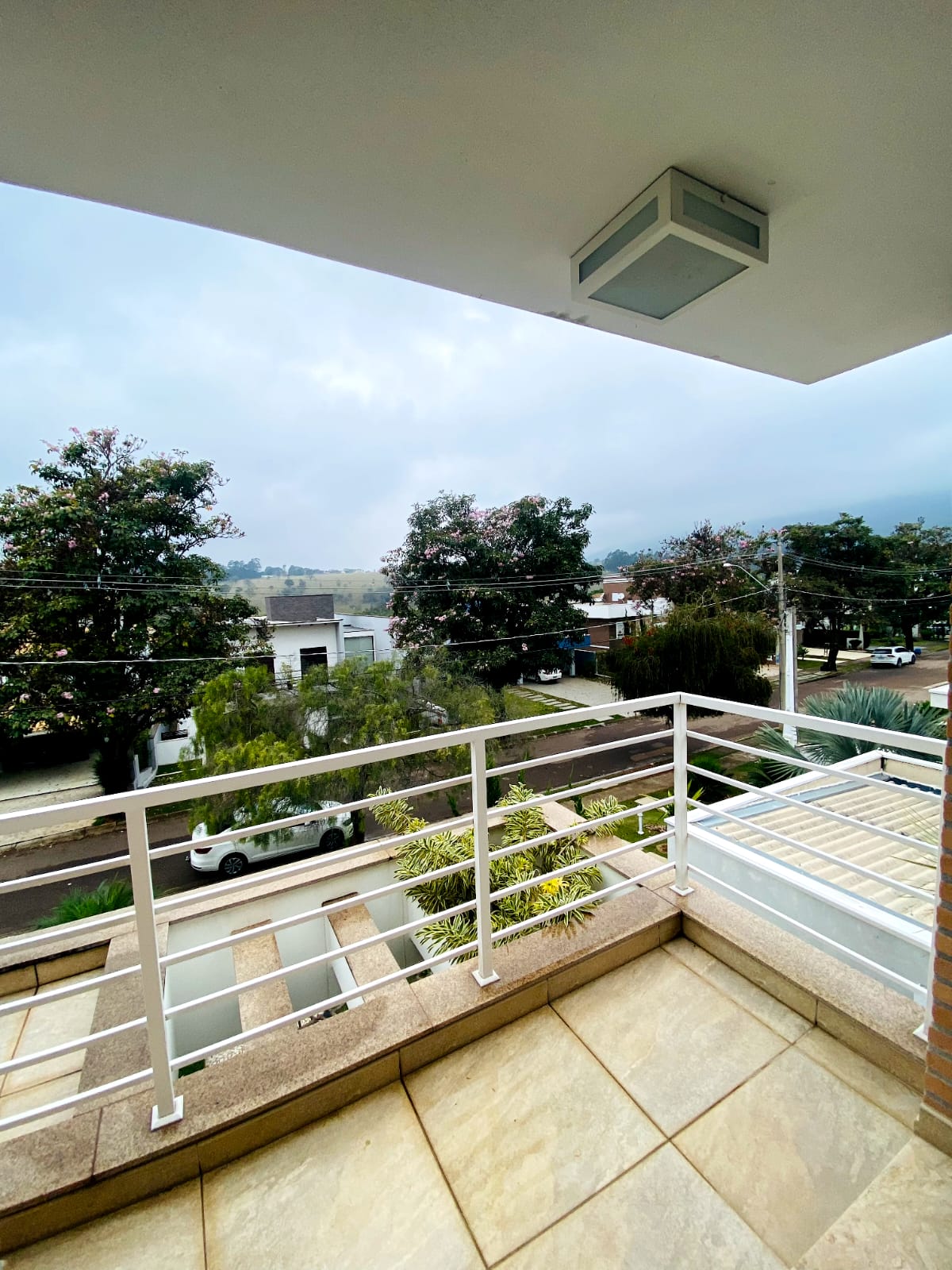 Imagem Casa de Condomínio com 3 Quartos à Venda, 370 m²em Medeiros - Jundiaí