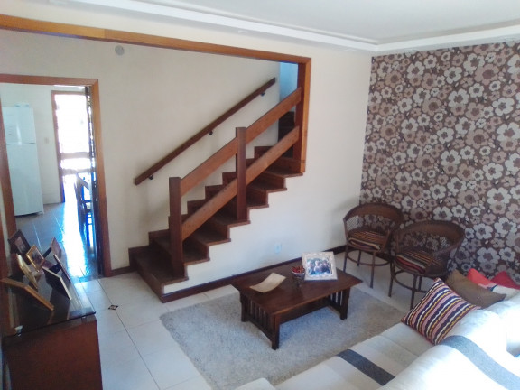Imagem Casa com 3 Quartos à Venda, 268 m² em Badu - Niterói Imagem Casa com 3 Quartos à Venda, 268 m² em Badu - Niterói