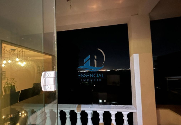 Imagem Casa com 4 Quartos para Alugar,  em Jardim Guanabara - Rio de Janeiro