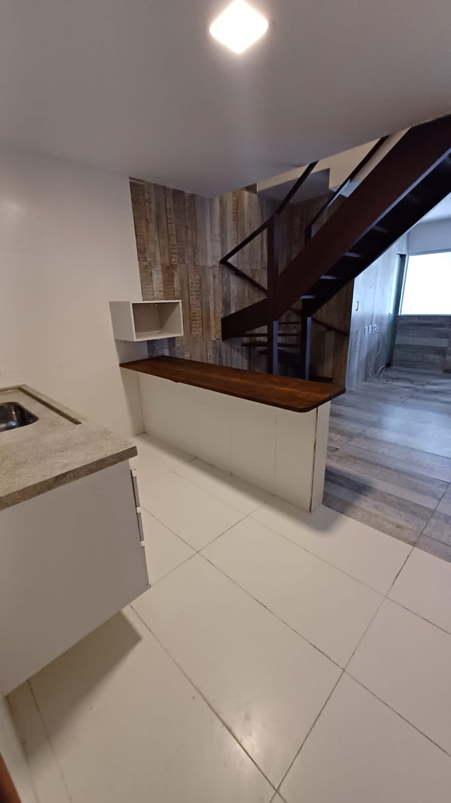 Imagem Casa com 3 Quartos para Alugar, em Buraquinho - Lauro de Freitas