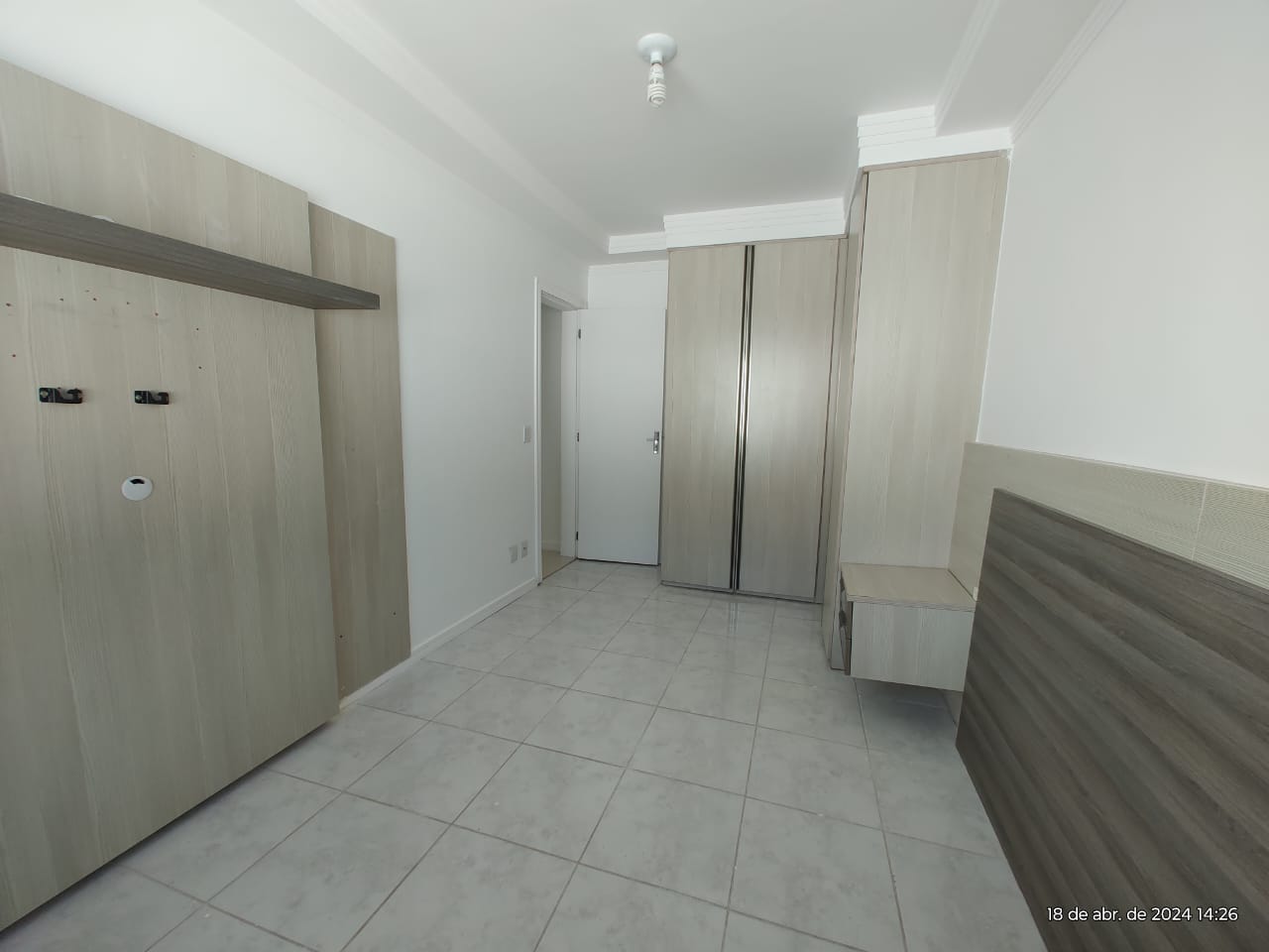 Imagem Apartamento com 2 Quartos para Alugar, 55 m²em Nova Esperança - Balneário Camboriú Imagem Apartamento com 2 Quartos para Alugar, 55 m²em Nova Esperança - Balneário Camboriú