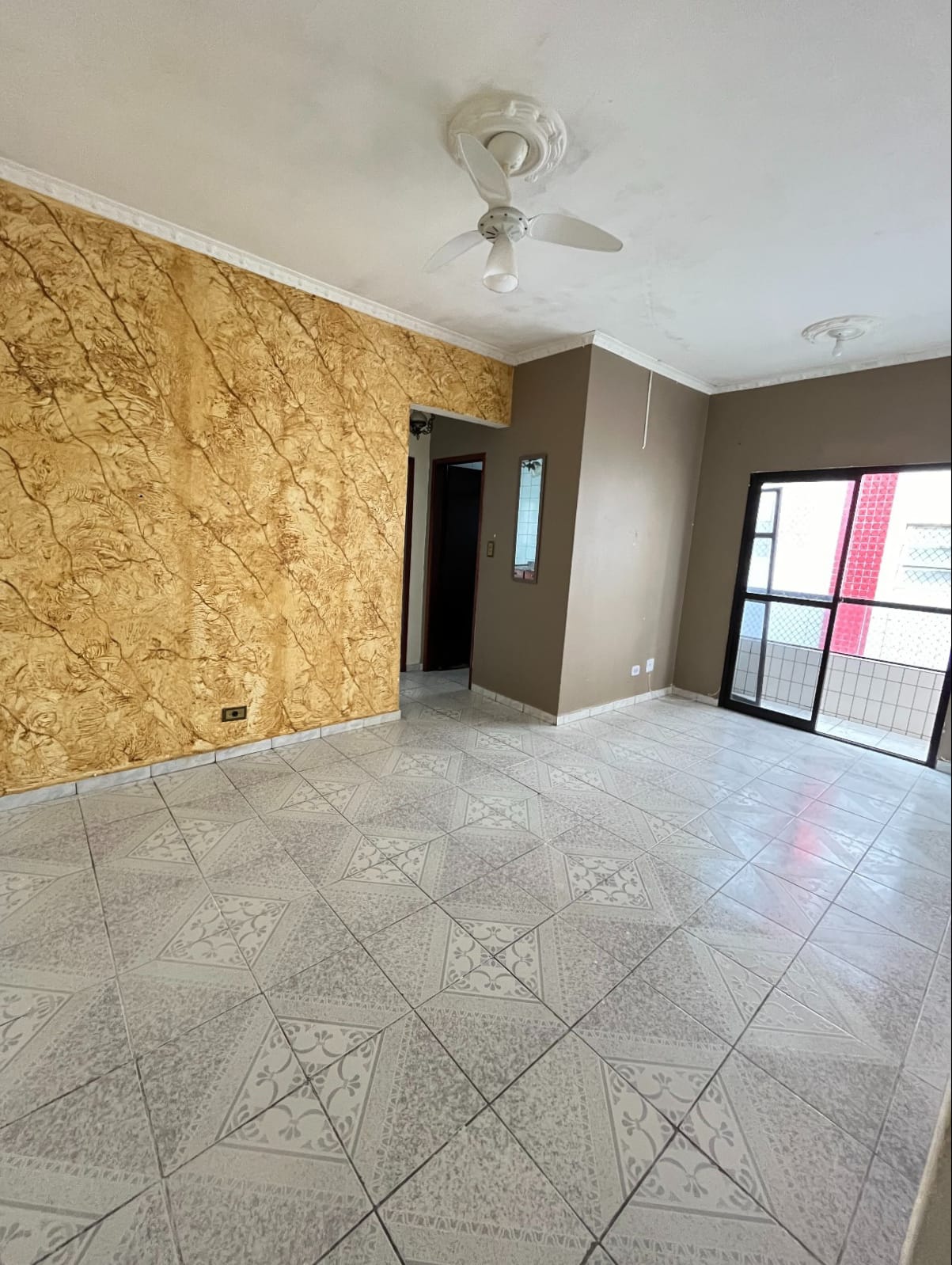 Imagem Apartamento com 1 Quarto à Venda, 51 m² em Ocian - Praia Grande