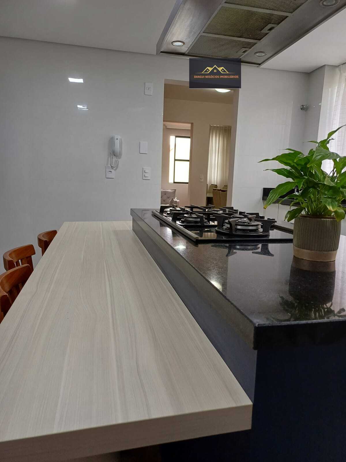 Imagem Apartamento com 4 Quartos à Venda, 147 m²em Portão - Curitiba Imagem Apartamento com 4 Quartos à Venda, 147 m²em Portão - Curitiba