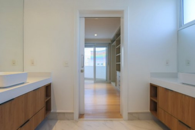 Imagem Apartamento com 3 Quartos à Venda, 212 m² em Vila Nova Conceição - São Paulo