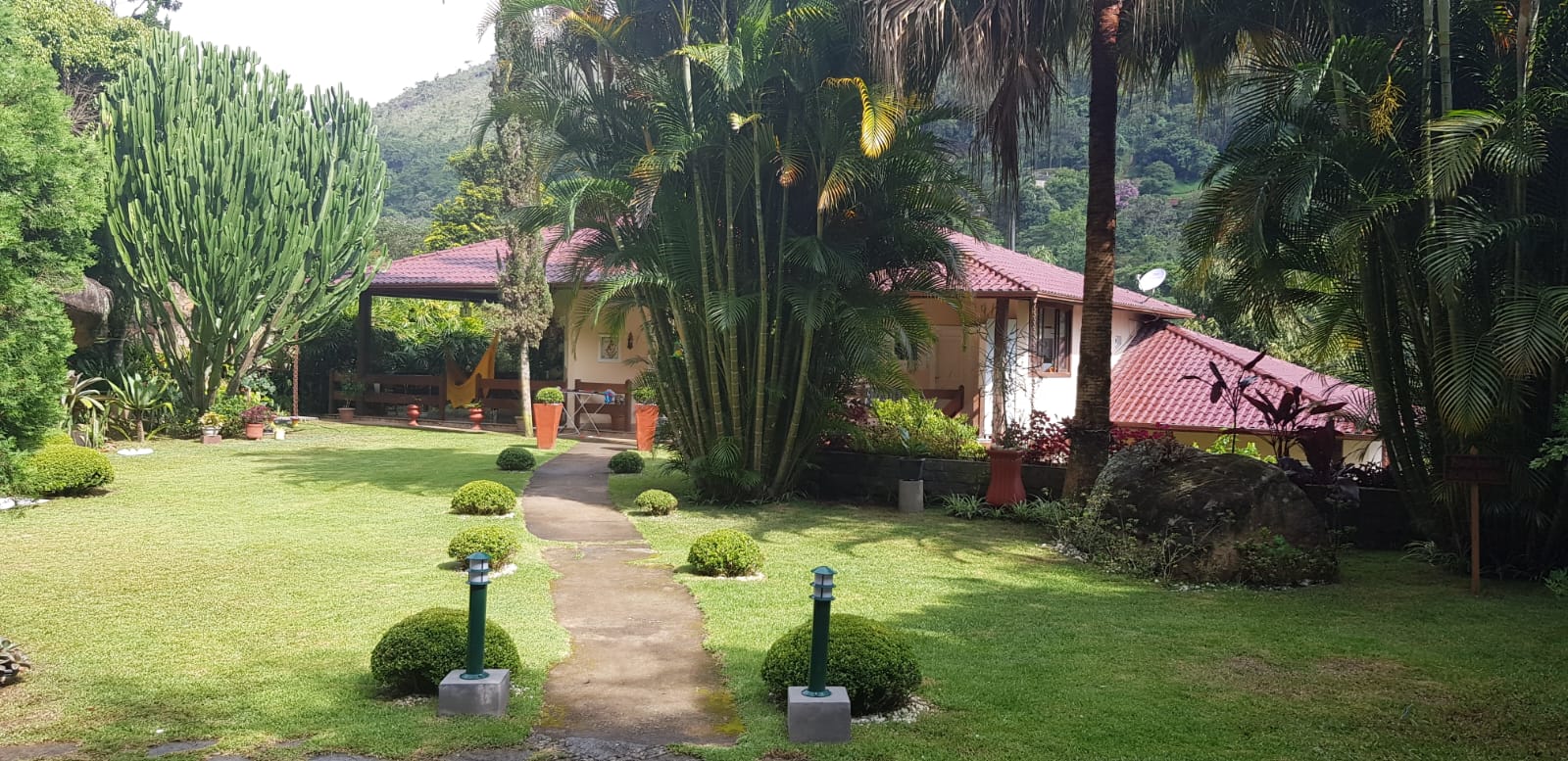 Imagem Casa de Condomínio com 9 Quartos à Venda, 520 m² em Itaipava - Petrópolis Imagem Casa de Condomínio com 9 Quartos à Venda, 520 m² em Itaipava - Petrópolis