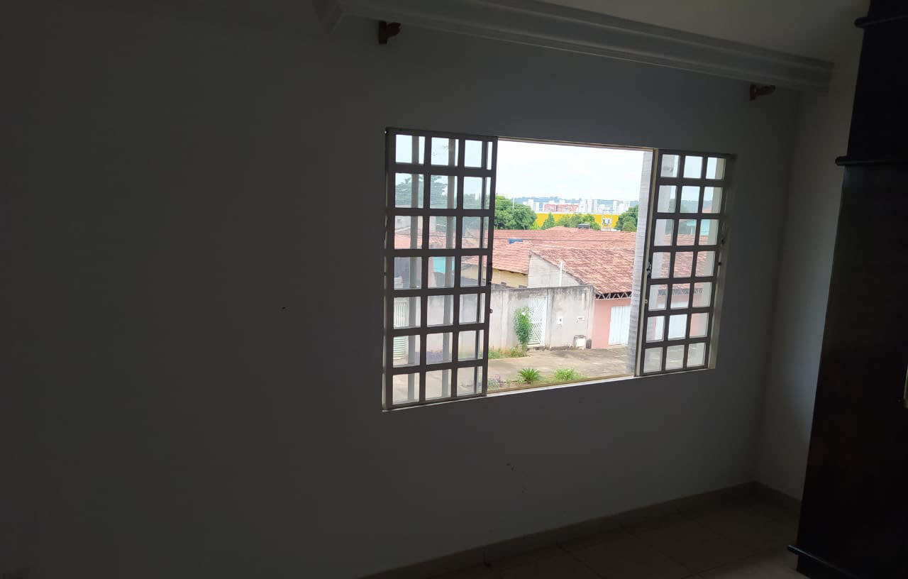 Imagem Casa de Condomínio com 3 Quartos à Venda, 200 m²em Jardim Ana Lúcia - Goiânia