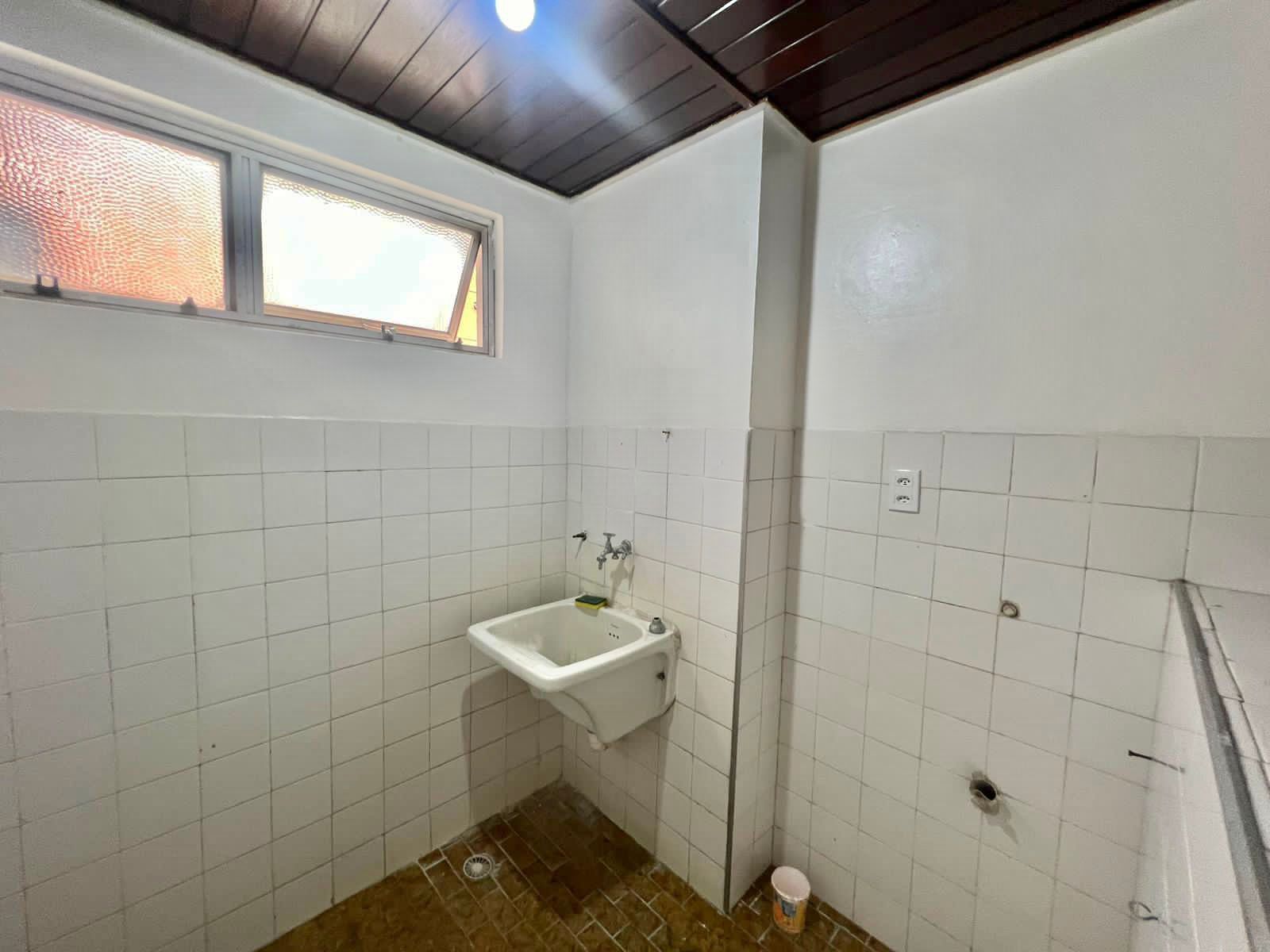 Sala Comercial à Venda, 50 m²em São Brás - Belém