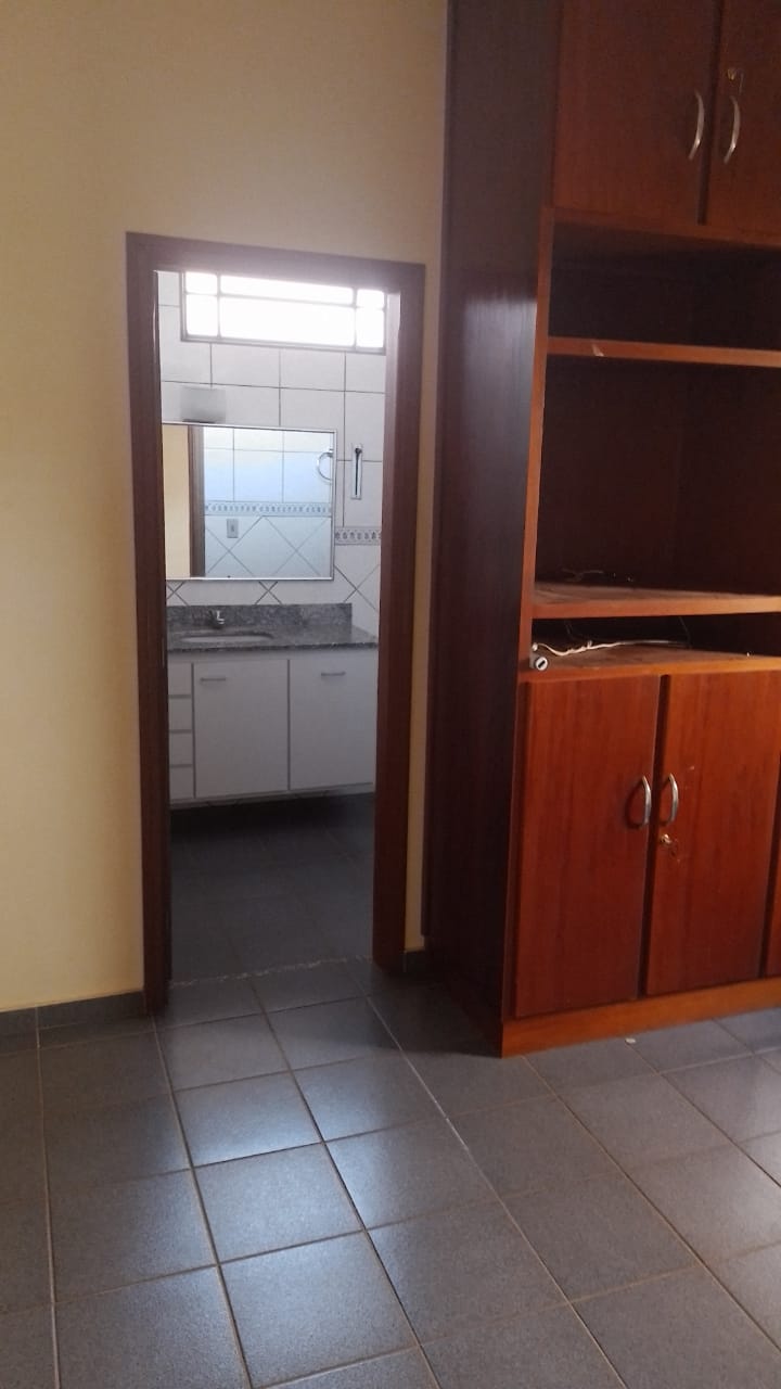 Imagem Imóvel com 4 Quartos à Venda, 370 m²em Cond. Riviera - Guaraci Imagem Imóvel com 4 Quartos à Venda, 370 m²em Cond. Riviera - Guaraci