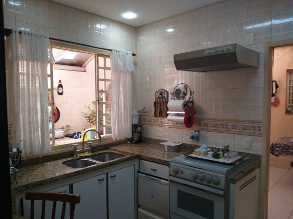 Imagem Casa com 3 Quartos à Venda, 215 m² em Jardim Aeroporto - São Paulo