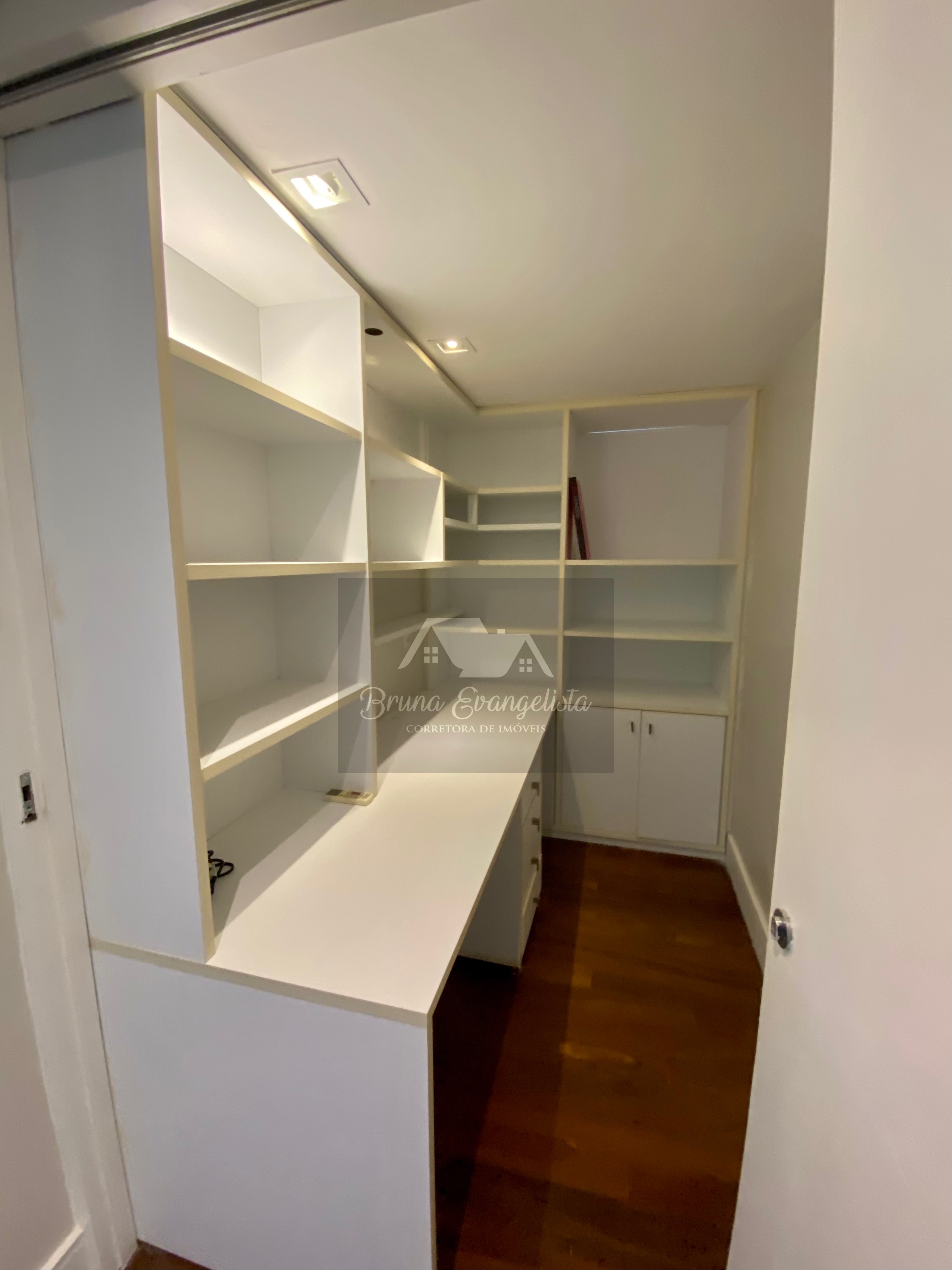 Imagem Apartamento com 2 Quartos à Venda, 128 m² em Ondina - Salvador Imagem Apartamento com 2 Quartos à Venda, 128 m² em Ondina - Salvador