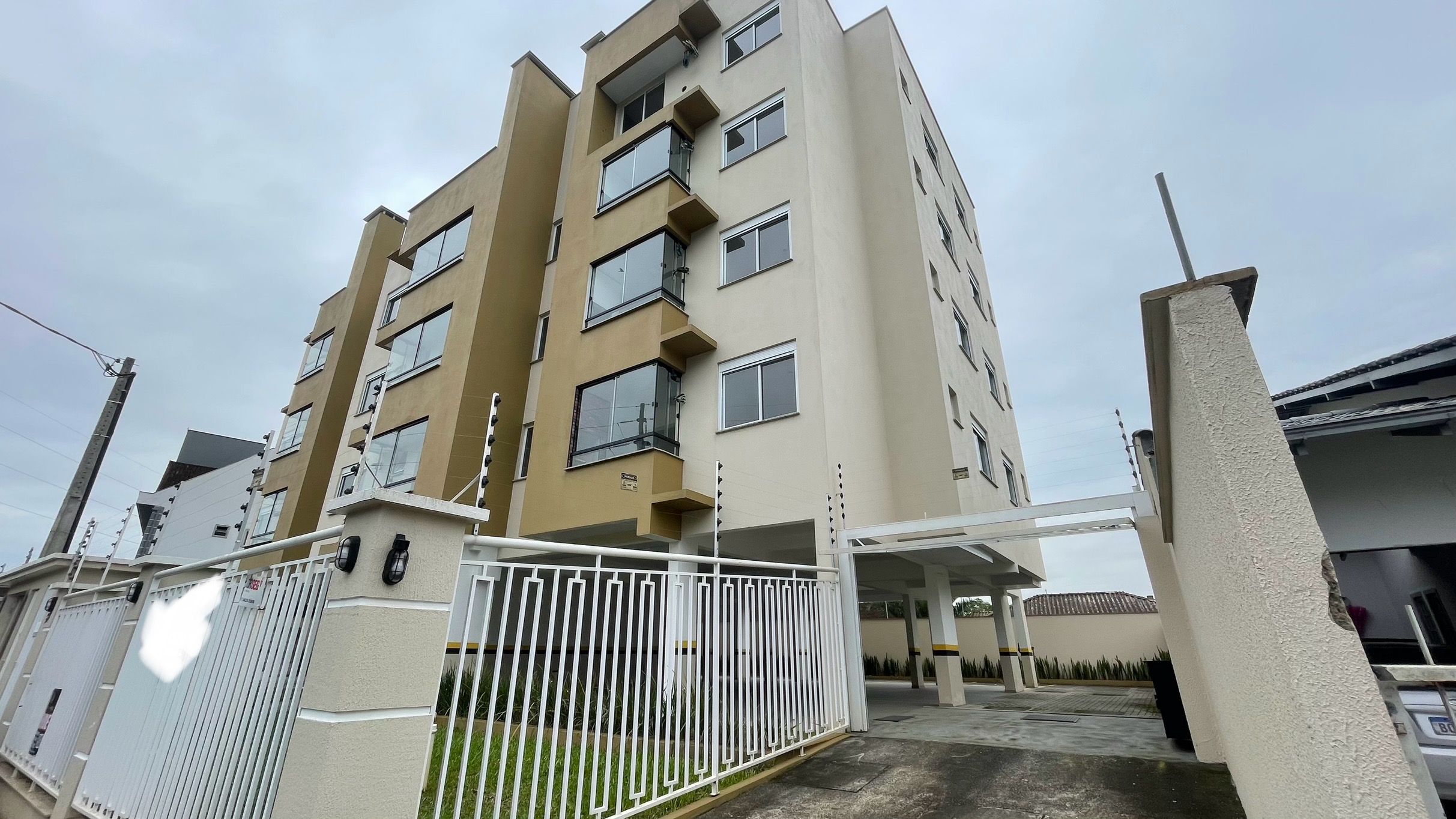 Imagem Apartamento com 2 Quartos à Venda, 62 m²em Comasa - Joinville