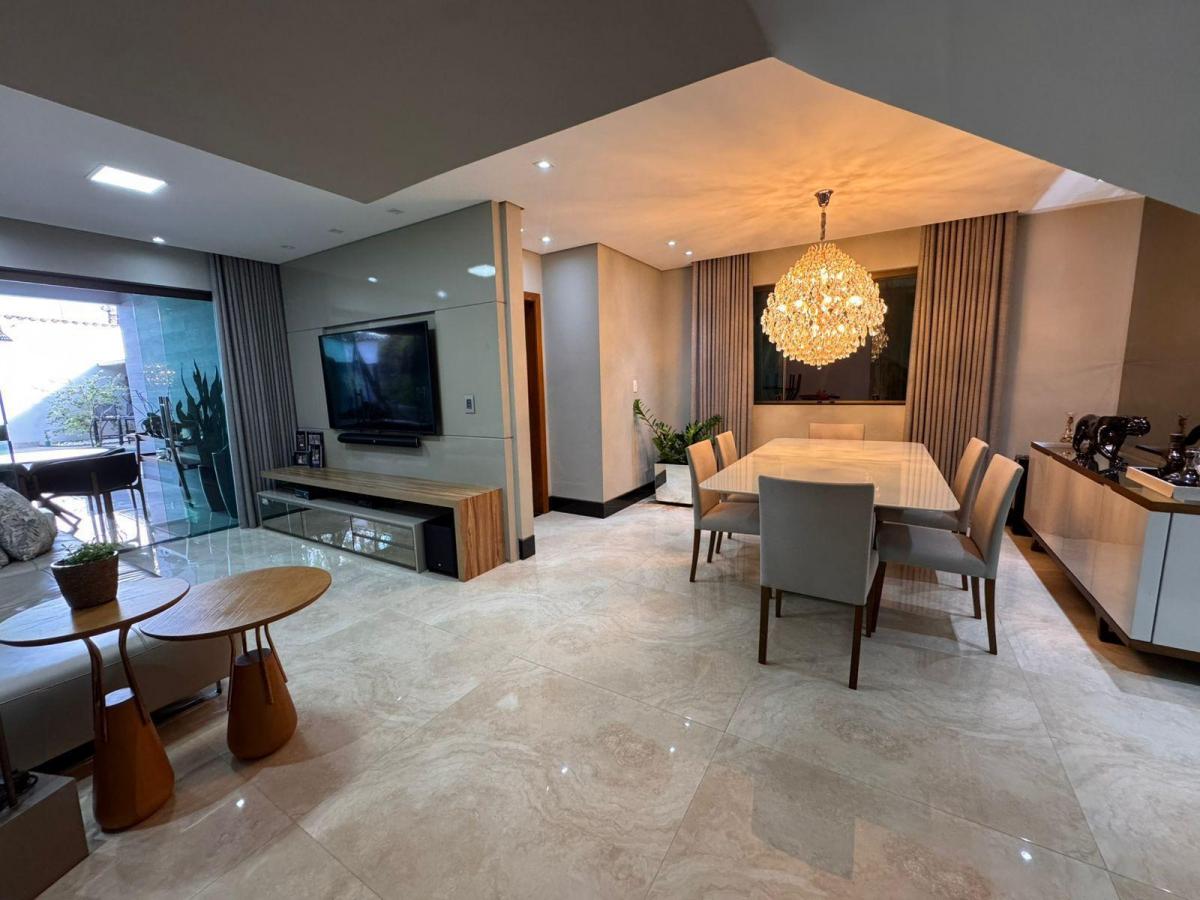 Imagem Casa com 3 Quartos à Venda, 213 m² em Santa Amélia - Belo Horizonte Imagem Casa com 3 Quartos à Venda, 213 m² em Santa Amélia - Belo Horizonte