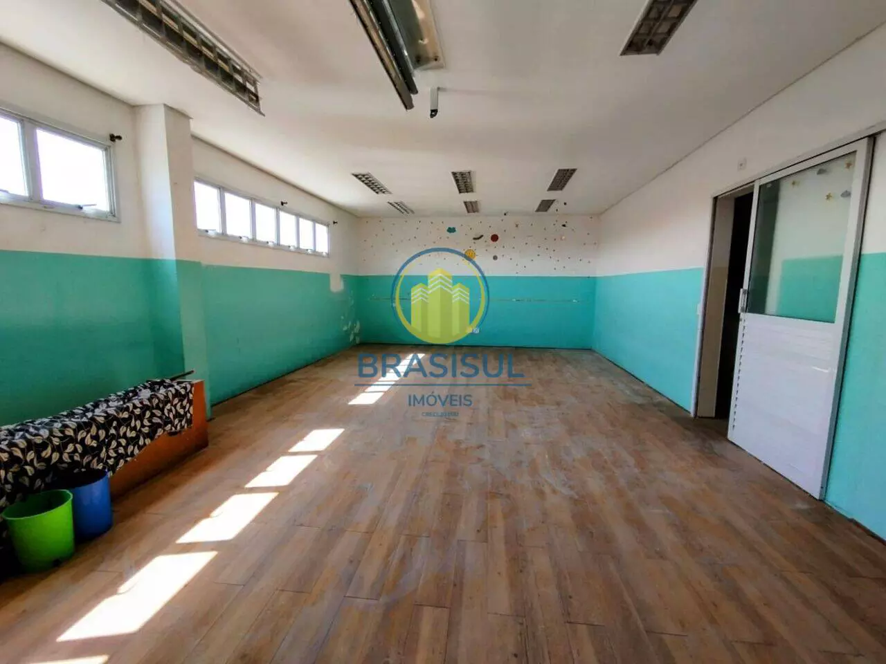 Imagem Imóvel Comercial à Venda, 730 m² em Jardim São Paulo - Taboão da Serra Imagem Imóvel Comercial à Venda, 730 m² em Jardim São Paulo - Taboão da Serra