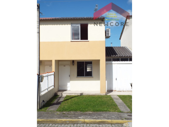 Imagem Casa de Condomínio com 2 Quartos à Venda, 54 m² em Fragata - Pelotas