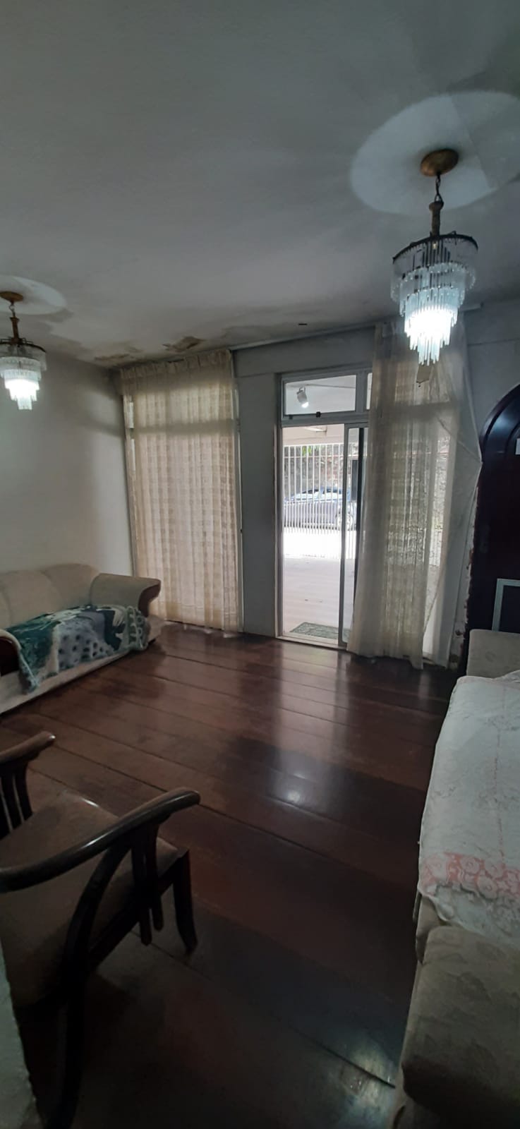 Imagem Casa com 4 Quartos à Venda, 200 m²em Souza - Belém Imagem Casa com 4 Quartos à Venda, 200 m²em Souza - Belém
