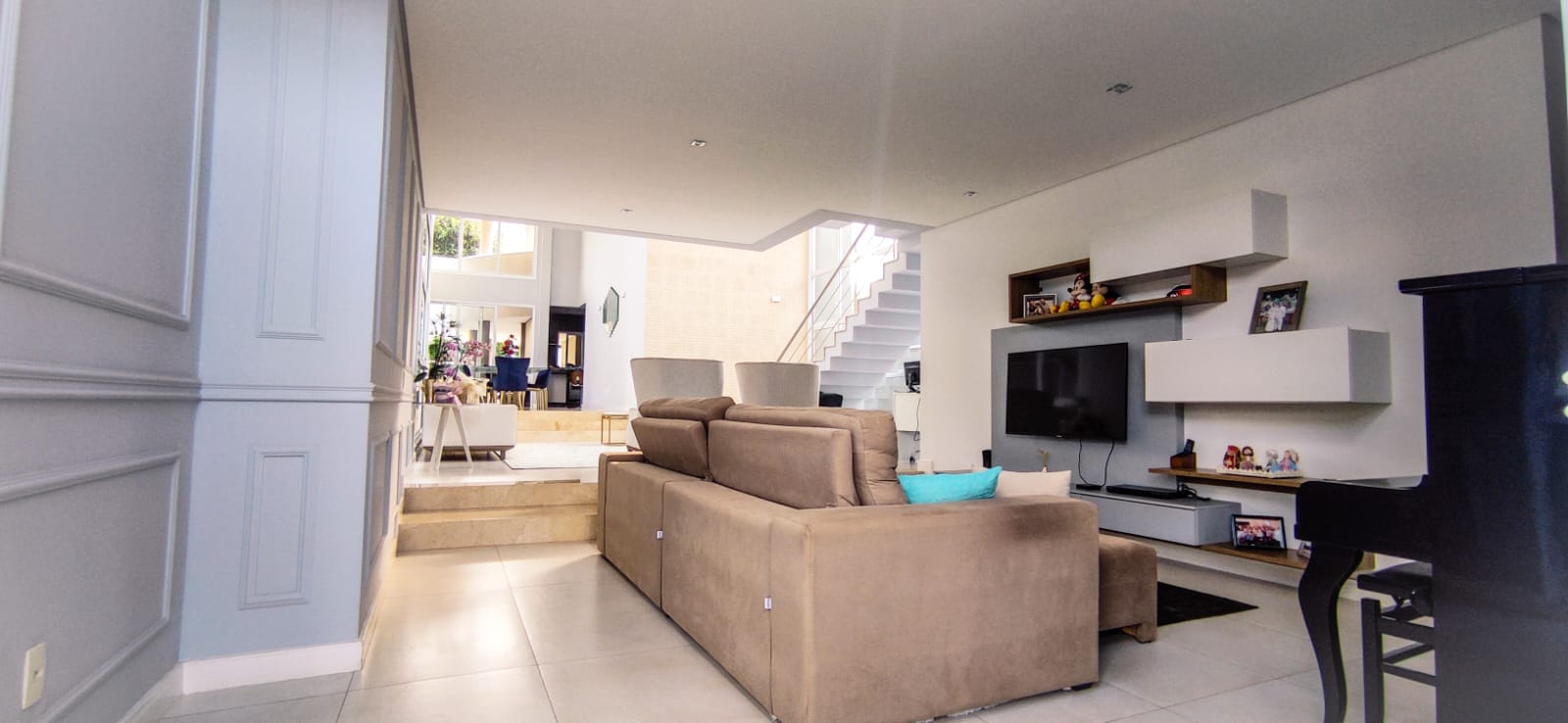 Imagem Casa de Condomínio com 3 Quartos à Venda, 340 m²em Medeiros - Jundiaí