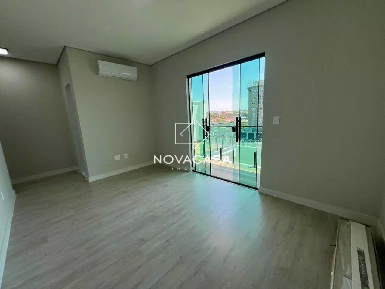 Imagem Casa com 4 Quartos à Venda, 150 m² em Planalto - Belo Horizonte Imagem Casa com 4 Quartos à Venda, 150 m² em Planalto - Belo Horizonte