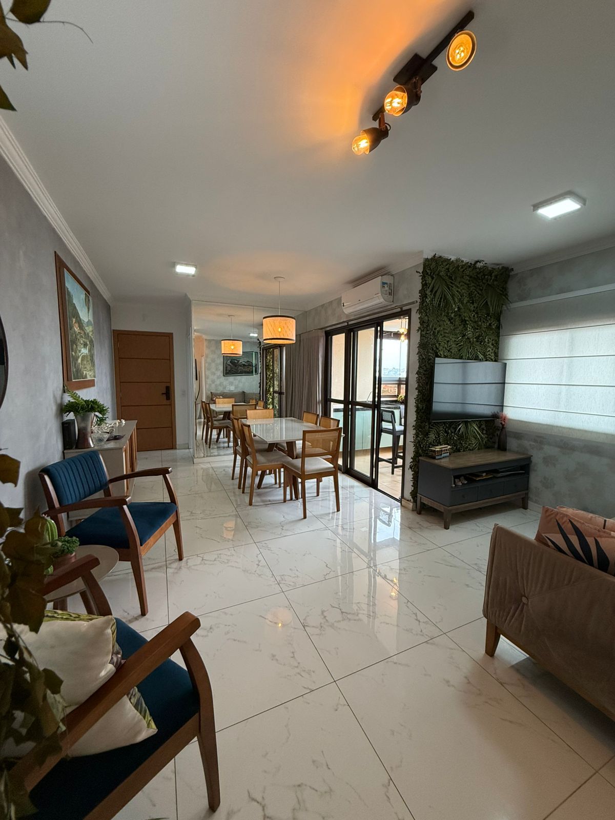 Imagem Apartamento com 2 Quartos à Venda, 77 m²em Centro - Sorocaba