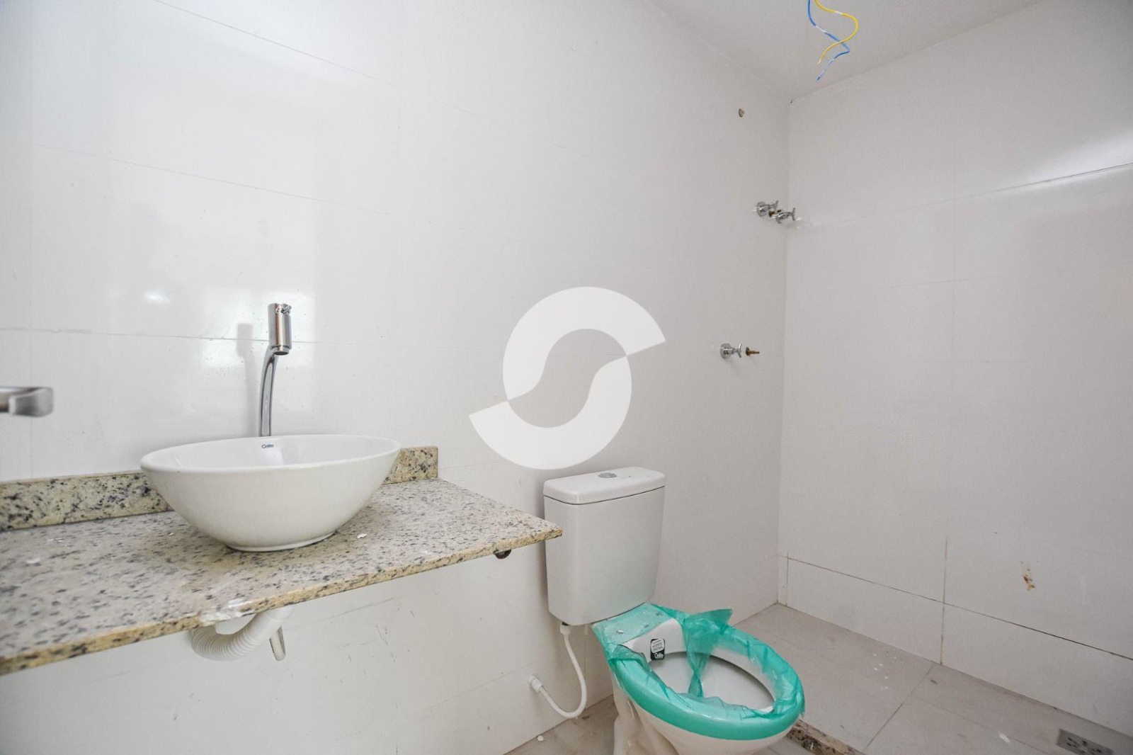 Imagem Apartamento com 2 Quartos à Venda, 76 m² em Piratininga - Niterói Imagem Apartamento com 2 Quartos à Venda, 76 m² em Piratininga - Niterói